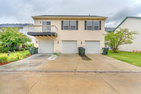 Tiny photo for 354 Ogden Falls Boulevard #354, Oswego, IL 60543 (MLS # 12756680)