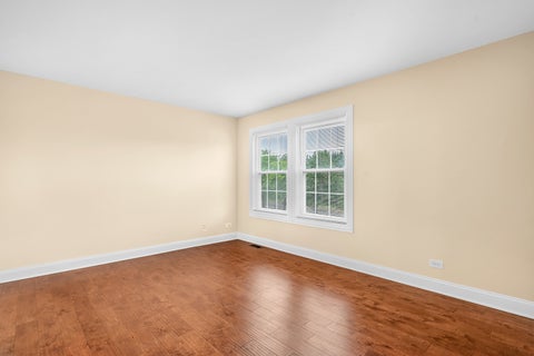 Tiny photo for 354 Ogden Falls Boulevard #354, Oswego, IL 60543 (MLS # 12756680)