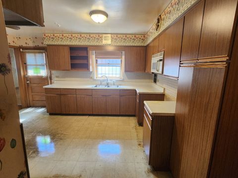 Tiny photo for 9108 S Euclid Avenue, Chicago, IL 60617 (MLS # 12411677)