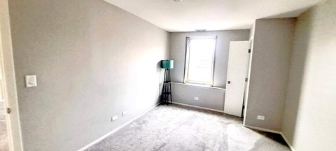 Tiny photo for 6337 Roosevelt Road #202, Berwyn, IL 60402 (MLS # 12618380)