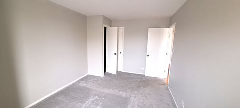 Tiny photo for 6337 Roosevelt Road #202, Berwyn, IL 60402 (MLS # 12618380)