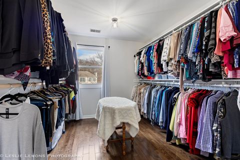 Tiny photo for 398 Woodlane Court, Wood Dale, IL 60191 (MLS # 12545265)