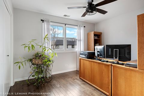 Tiny photo for 398 Woodlane Court, Wood Dale, IL 60191 (MLS # 12545265)