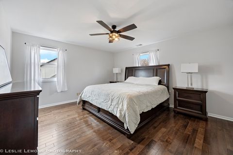 Tiny photo for 398 Woodlane Court, Wood Dale, IL 60191 (MLS # 12545265)