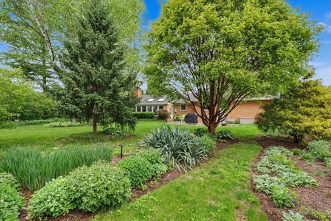 Tiny photo for 2207 Boudreau Circle, Urbana, IL 61801 (MLS # 12628478)