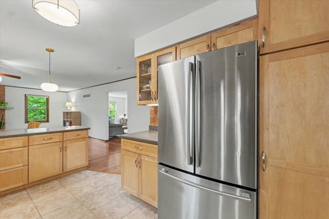 Tiny photo for 2207 Boudreau Circle, Urbana, IL 61801 (MLS # 12628478)