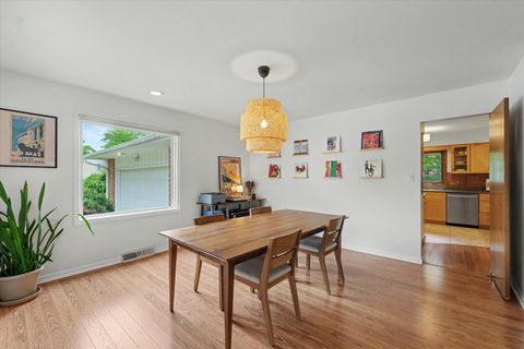 Tiny photo for 2207 Boudreau Circle, Urbana, IL 61801 (MLS # 12628478)