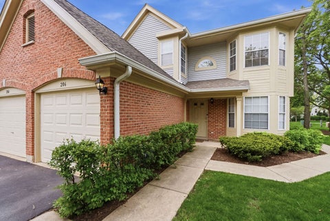 Photo of 206 Glasgow Lane #B206, Schaumburg, IL 60194 (MLS # 12693967)