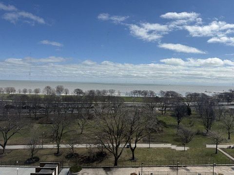 Tiny photo for 5445 N Sheridan Road #1104, Chicago, IL 60640 (MLS # 12609501)