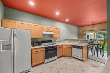 Tiny photo for 289 Nicole Drive #B, South Elgin, IL 60177 (MLS # 12785405)