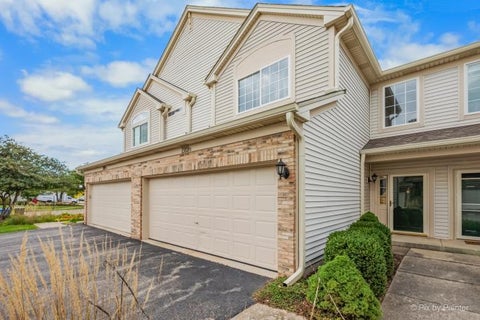 Tiny photo for 289 Nicole Drive #B, South Elgin, IL 60177 (MLS # 12785405)