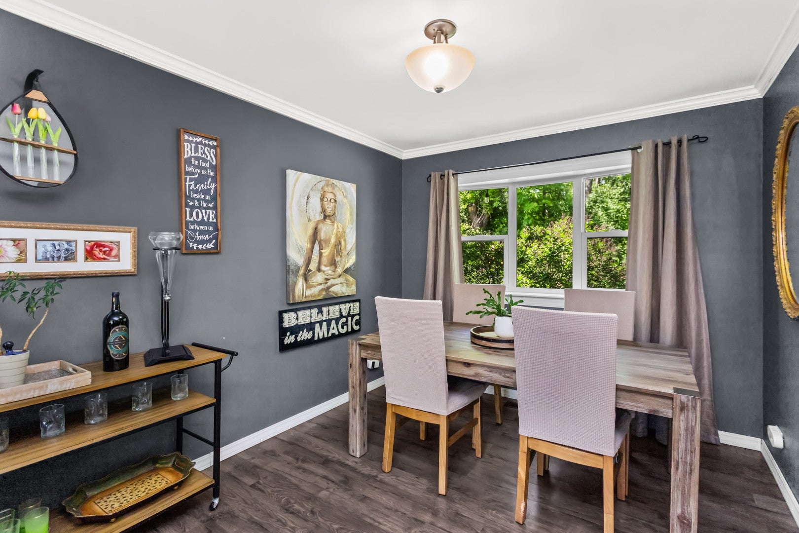 228 N Walnut Lane