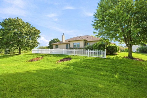 Tiny photo for 529 Raven Road N, Shorewood, IL 60404 (MLS # 12734254)