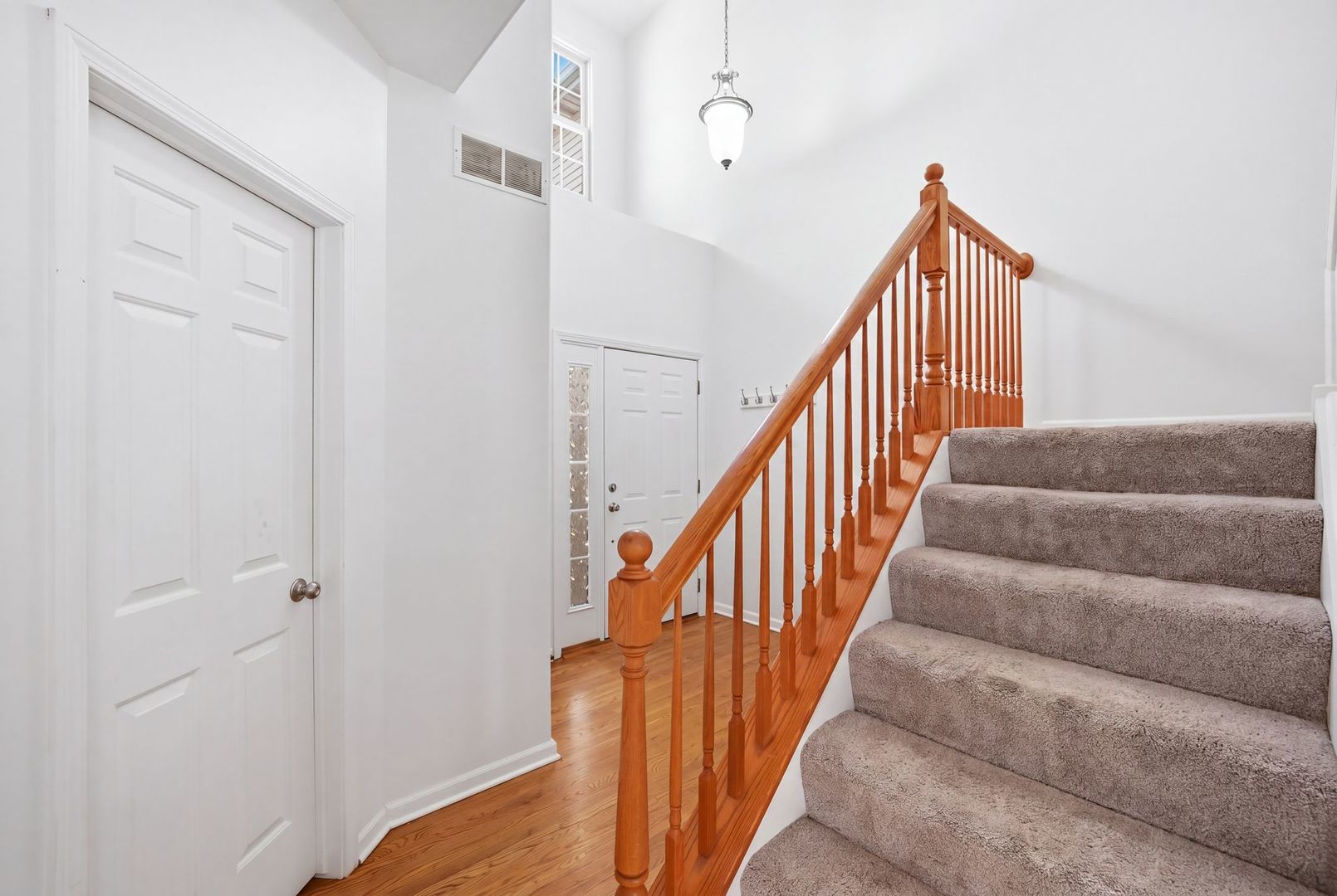 Properties 3 2211 Autumn Lane