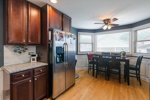 Tiny photo for 5404 N Natoma Avenue, Chicago, IL 60656 (MLS # 12514008)