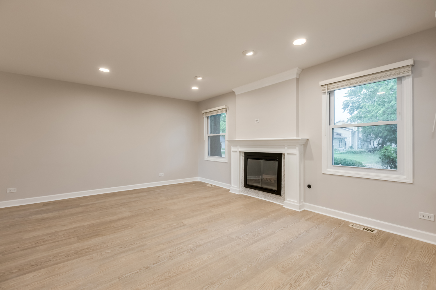 928 COLONY LAKE Drive