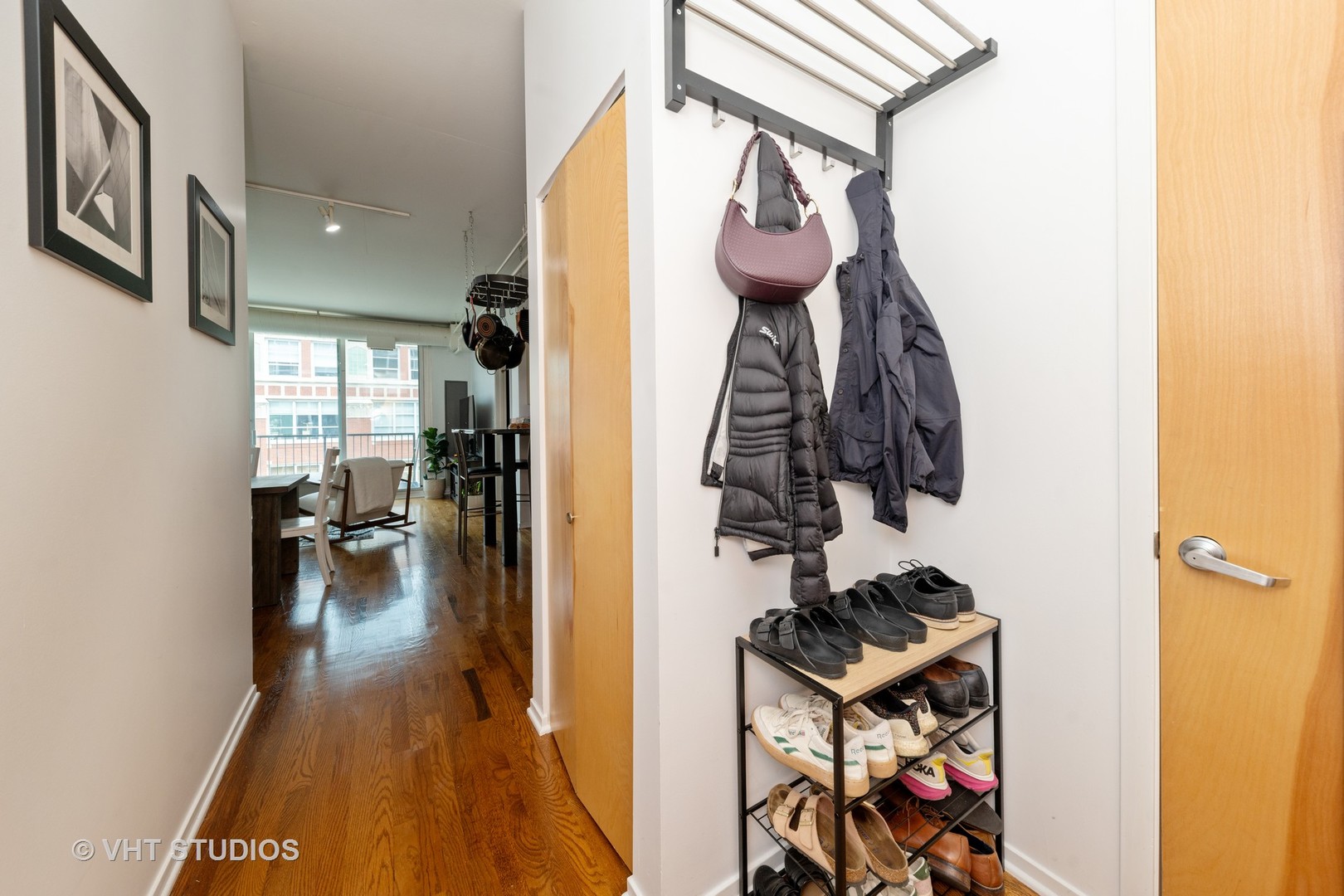 700 W Van Buren Street 803