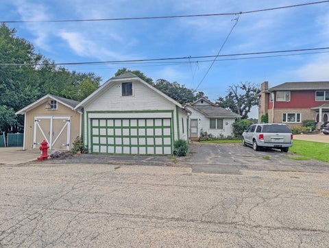 Tiny photo for 58 N Lake Avenue, Fox Lake, IL 60020 (MLS # 12769775)