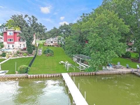Tiny photo for 58 N Lake Avenue, Fox Lake, IL 60020 (MLS # 12769775)