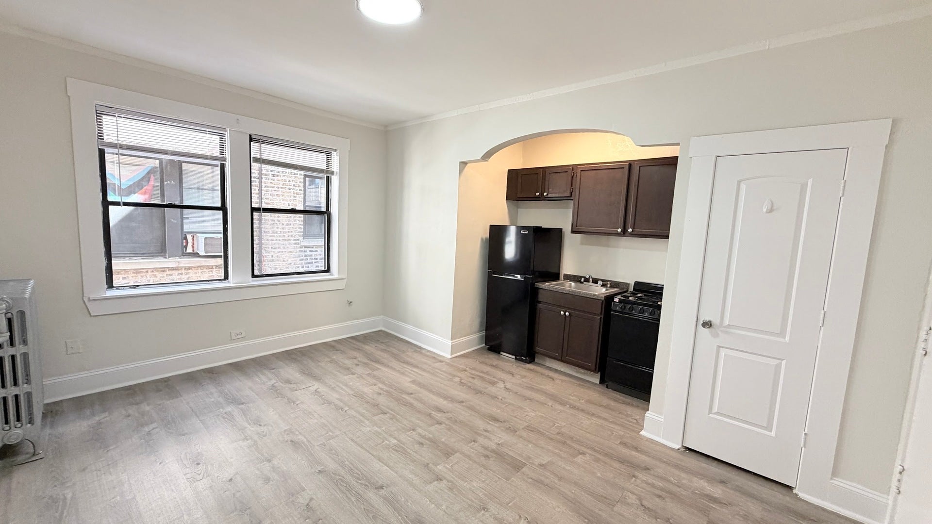 839 W Sheridan Road 325