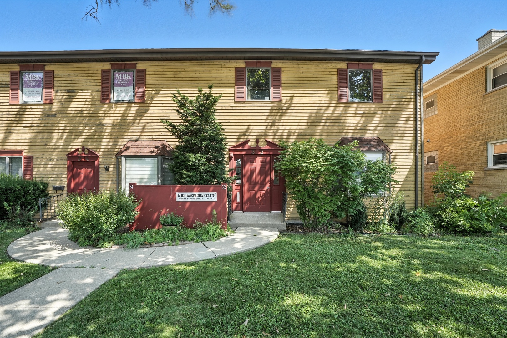 32 W BURLINGTON Avenue