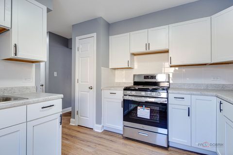 Tiny photo for 9463 Niles Center Road #E, Skokie, IL 60076 (MLS # 12544608)