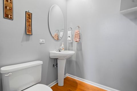 Tiny photo for 3806 W Devon Avenue, Lincolnwood, IL 60712 (MLS # 12526736)