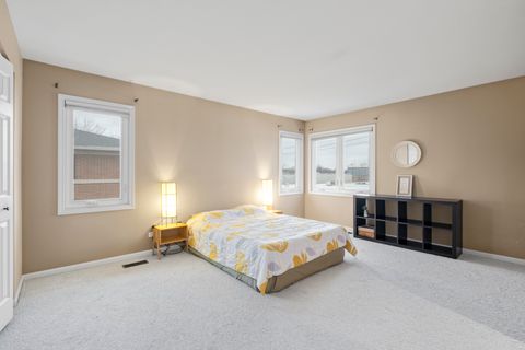 Tiny photo for 3806 W Devon Avenue, Lincolnwood, IL 60712 (MLS # 12526736)