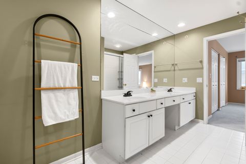 Tiny photo for 3806 W Devon Avenue, Lincolnwood, IL 60712 (MLS # 12526736)