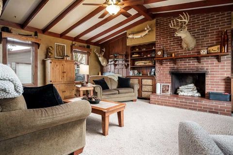 Tiny photo for 6408 N 1st Street, Loves Park, IL 61111 (MLS # 12525177)