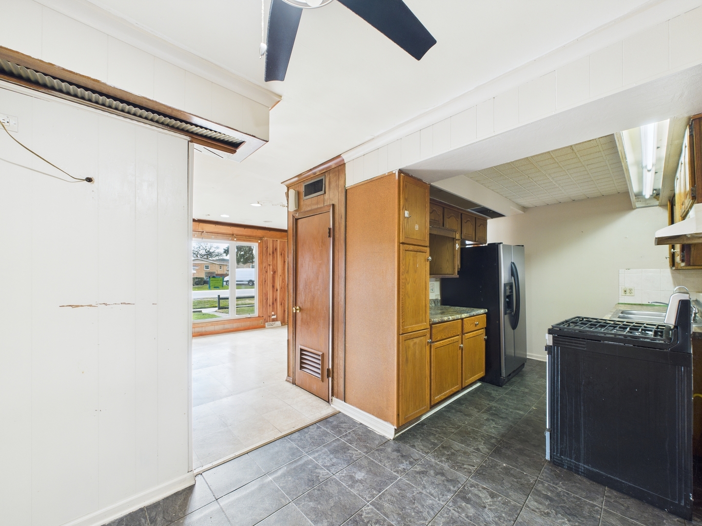 8718 Plainfield Road