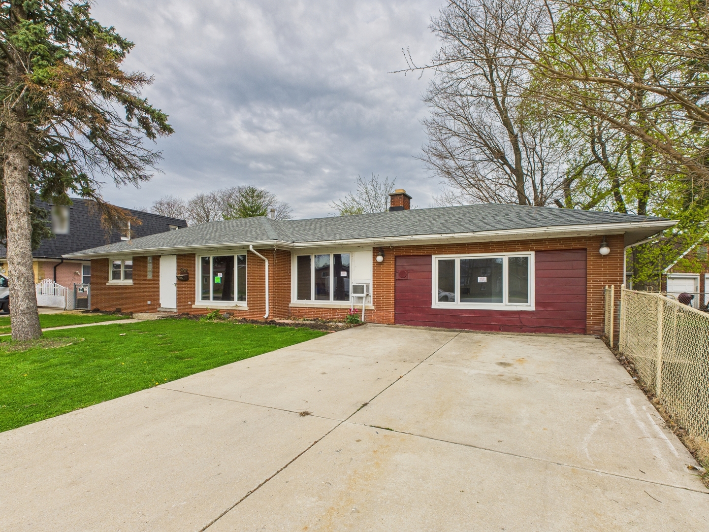 8718 Plainfield Road