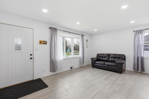 Tiny photo for 270 Ridge Avenue, Crystal Lake, IL 60014 (MLS # 12593195)