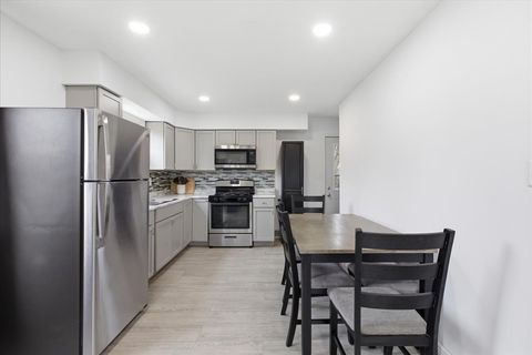 Tiny photo for 270 Ridge Avenue, Crystal Lake, IL 60014 (MLS # 12593195)