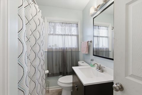 Tiny photo for 270 Ridge Avenue, Crystal Lake, IL 60014 (MLS # 12593195)