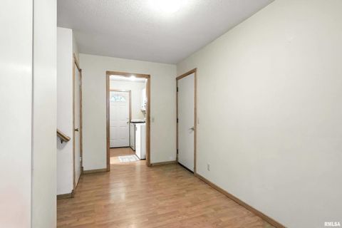 Tiny photo for 3011 N PINE Street, Davenport, IA 52804 (MLS # 100000409)