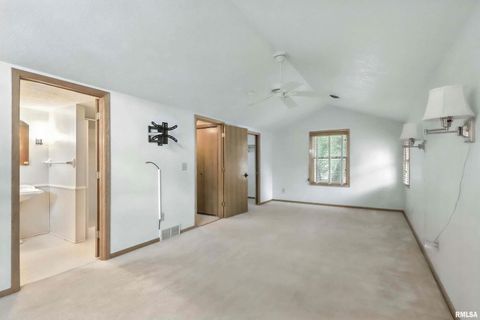 Tiny photo for 3011 N PINE Street, Davenport, IA 52804 (MLS # 100000409)