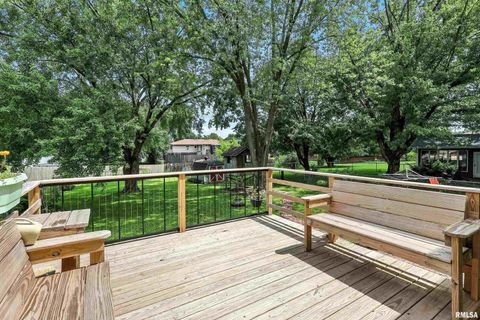 Tiny photo for 3011 N PINE Street, Davenport, IA 52804 (MLS # 100000409)