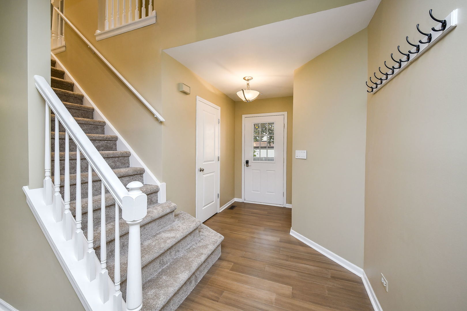 204 Stoneybrook Lane