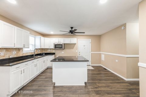 Tiny photo for 59 E 137th Street, Riverdale, IL 60827 (MLS # 11955281)