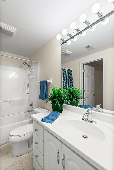 Tiny photo for 104 Enfield Lane, Grayslake, IL 60030 (MLS # 12629323)