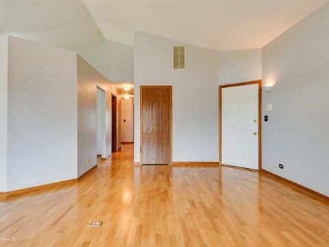 Tiny photo for 2705 Harbor Drive #2705, Joliet, IL 60431 (MLS # 12476379)