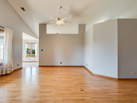 Tiny photo for 2705 Harbor Drive #2705, Joliet, IL 60431 (MLS # 12476379)