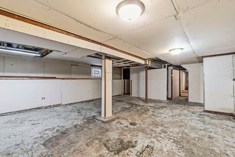 Tiny photo for 1008 W 115th Street, Chicago, IL 60643 (MLS # 12769624)
