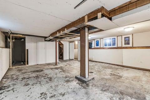 Tiny photo for 1008 W 115th Street, Chicago, IL 60643 (MLS # 12769624)