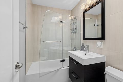 Tiny photo for 2906 N Sheridan Road, Chicago, IL 60657 (MLS # 12571695)