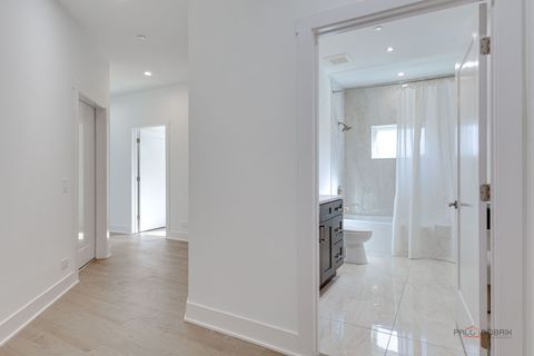 Tiny photo for 19 Marina Drive, Des Plaines, IL 60016 (MLS # 12600381)