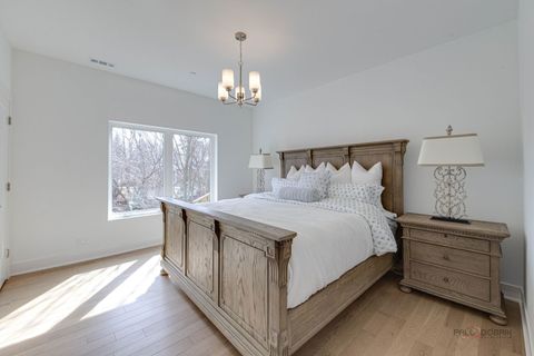 Tiny photo for 19 Marina Drive, Des Plaines, IL 60016 (MLS # 12600381)