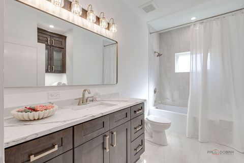 Tiny photo for 19 Marina Drive, Des Plaines, IL 60016 (MLS # 12600381)