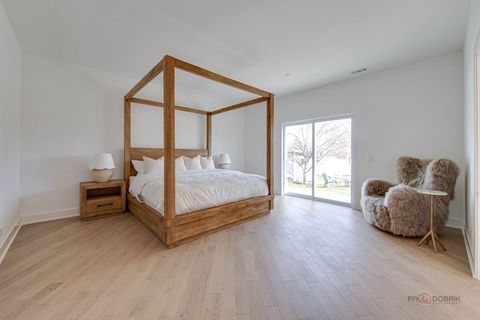 Tiny photo for 19 Marina Drive, Des Plaines, IL 60016 (MLS # 12600381)